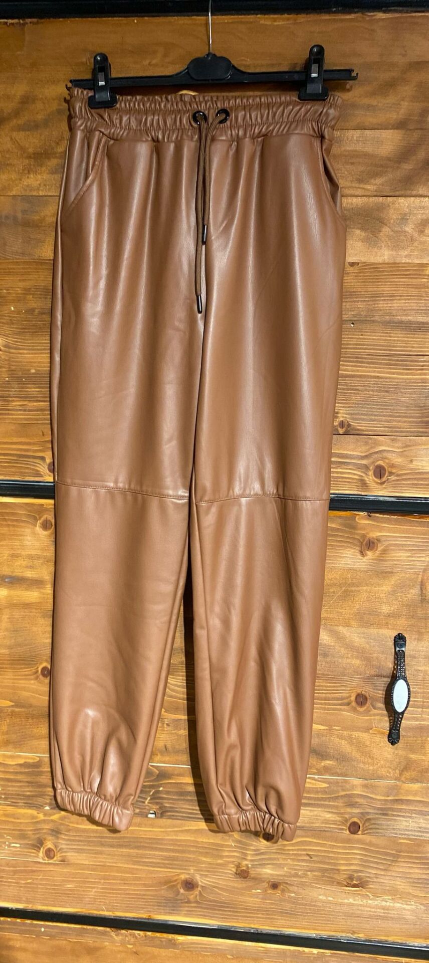 deri taba jogger pantolon